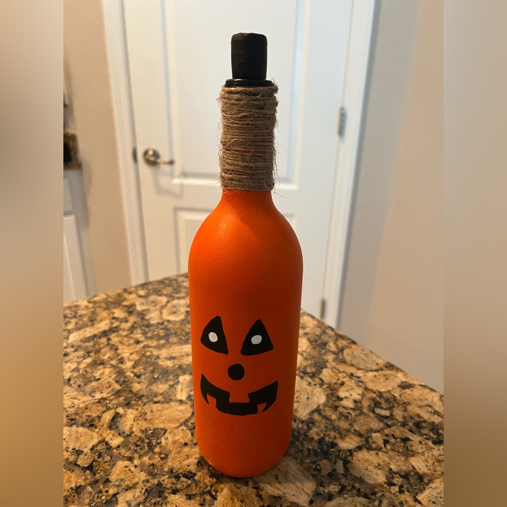 Halloween Wine Bottle Decor